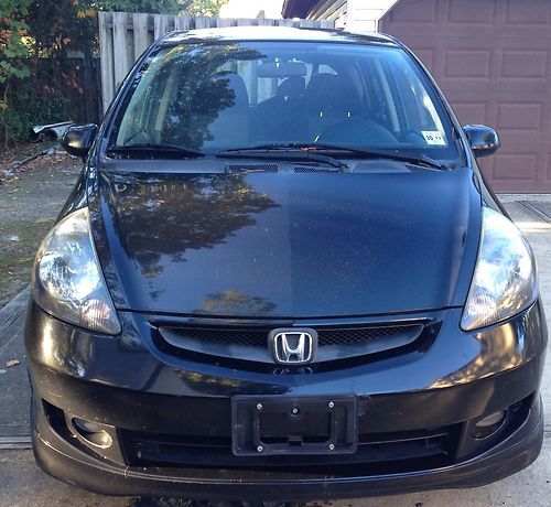 2008 honda fit sport hatchback 4-door 1.5l needs work......