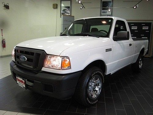 24k miles regualr cab 2wd automatic 2.3l 4 cyl xlt cloth bench