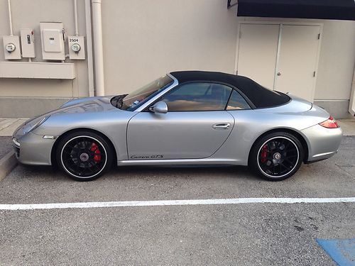 2012 porsche 911 carrera gts convertible 2-door 3.8l