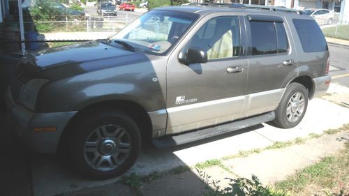 2002 mercury mountaineer base sport utility 4-door 4.6l -great awd, fully loaded