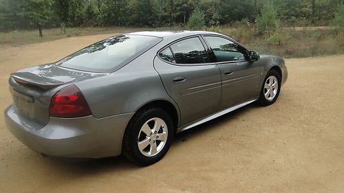 2008 pontiac grand prix base sedan 4-door 3.8l