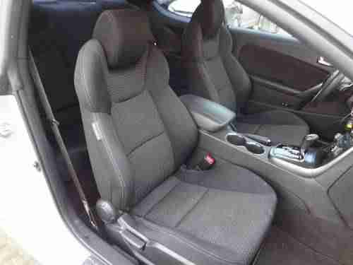 2011 Hyundai Genesis 2.0T Coupe Damaged Salvage RUNS!! Only 17K Miles Loaded!!!, US $6,900.00, image 6