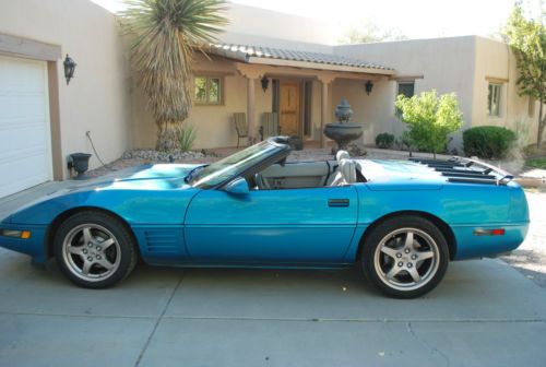 1992 chevrolet corvette base convertible 2-door 5.7l