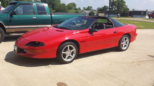 1996 camaro z28 lt1 ttop 6spd red. new motor