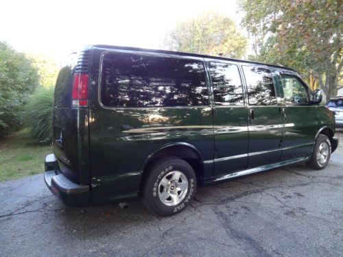 2001 chevrolet express 1500 lt passenger van 5.7l v8 good condition dark green