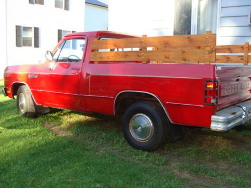 1985 dodge ram d 100 custom sweptline truck beautiful survivor