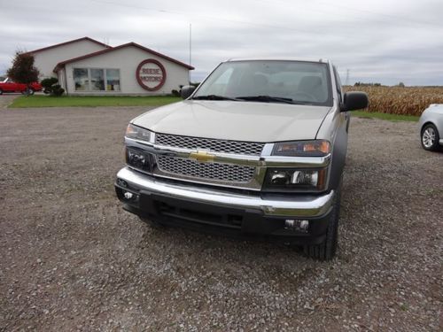 2007 chevrolet z71 colorado lt extended cab 4x4 pickup very  low miles