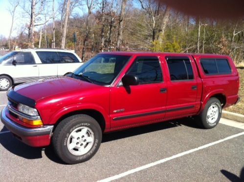 Chevy s10 pickup 4x4 crew cab