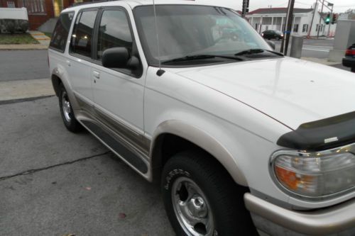 1996 ford explorer eddie bauer 4x4 low mileage