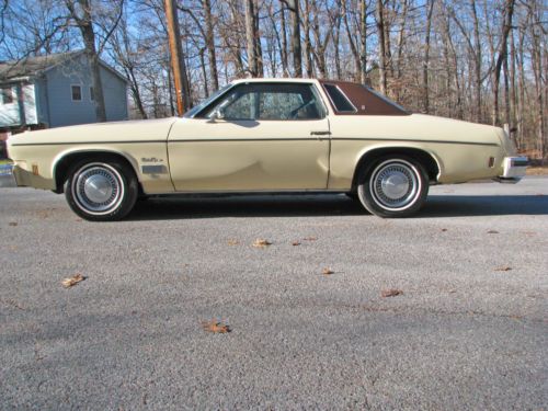 Sharp cutlass 2 owner perfect cruise-in daily driver clean in and out new tires!