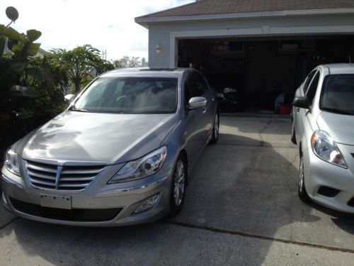 2012 Hyundai Genesis 5.0 R-Spec Sedan 4-Door 5.0L (8,000 miles) 429-HP, US $24,500.00, image 4