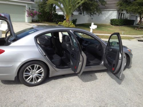 2012 Hyundai Genesis 5.0 R-Spec Sedan 4-Door 5.0L (8,000 miles) 429-HP, US $24,500.00, image 8