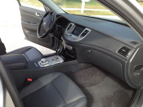 2012 Hyundai Genesis 5.0 R-Spec Sedan 4-Door 5.0L (8,000 miles) 429-HP, US $24,500.00, image 10