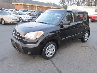 2011 kia soul hwy miles 5 speed all black clean we trade we issues call now!!!