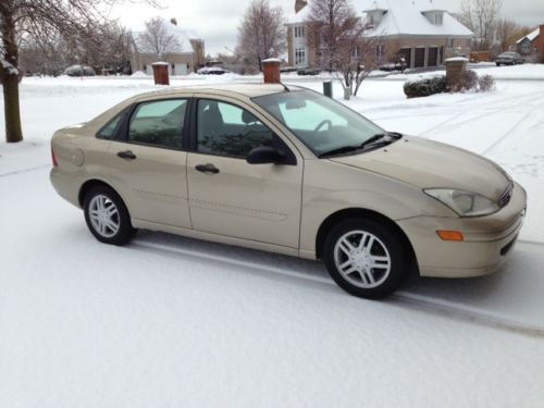 2002 ford focus se- low miles, no reserve! great deal- pick up only in illinois