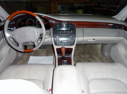 Only 76,000 Miles. Pearl White. No Reserve, image 5