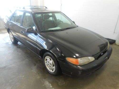 No reserve - 1997 ford escort lx wagon 4-door 2.0l