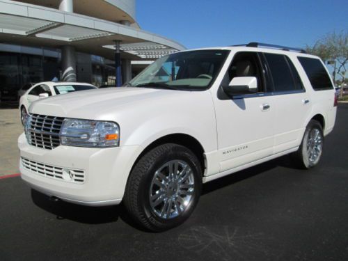 10 4x4 4wd white 5.4l v8 leather navigation thx dvd sunroof miles:46k 3rd row