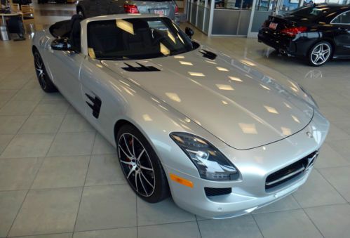 2013 mercedes sls gtr roadster new dealer 68 miles  carbon ceramic brakes mso