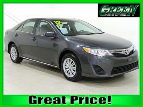 Gray 4d sedan camry le 2.5l i4 16v fwd ac power am/fm cd abs breaks tachometer