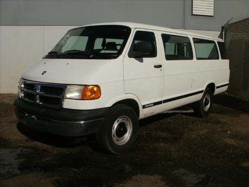 2001 dodge ram b3500 cargo van, asset # 15352