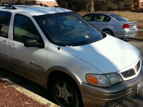 2002 Pontiac Montana, image 2