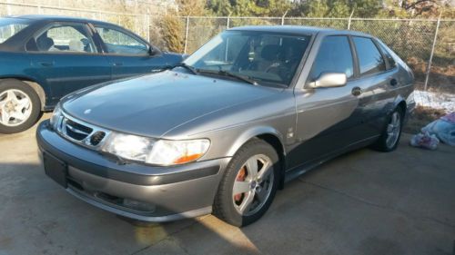 2002 saab 9-3 9 3 turbo 5 speed manual for fix or parts 4 door hatch fwd 2.0l se