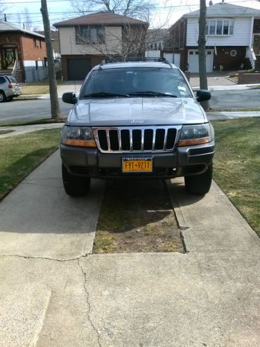 Super clean 2001 jeep grand cherokee laredo 4x4