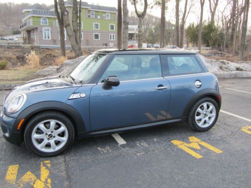 2010 mini cooper s hatchback 2-door 1.6l