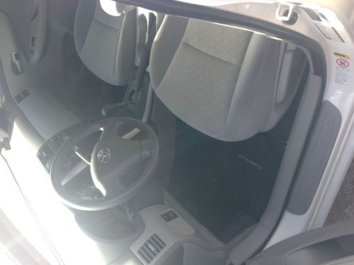 2009 Toyota Corolla LE Sedan 4-Door 1.8L, US $11,000.00, image 2