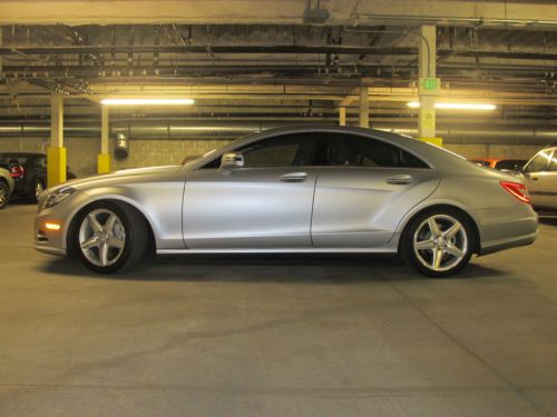 Mercedes CLS золотистый металлик