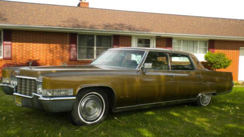 1969 cadillac fleetwood brougham sedan 4-door 7.7l