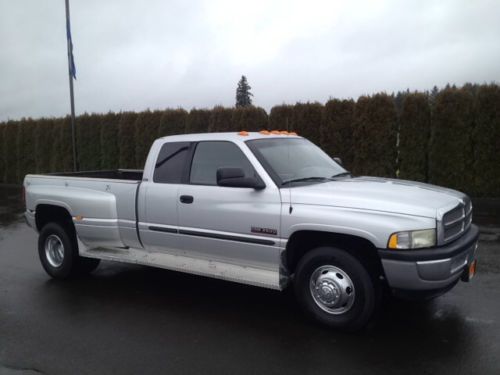 5.9 liter 24 valve cummins diesel, auto trans, 2wd, laramie slt, drw, hd tow pkg