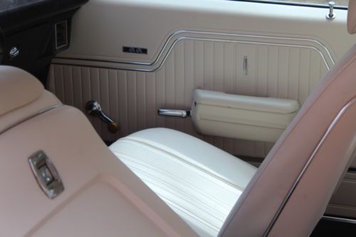 1970 Chevelle, Matching Numbers, Hugger Orange, White, Stripes and Interior, image 17