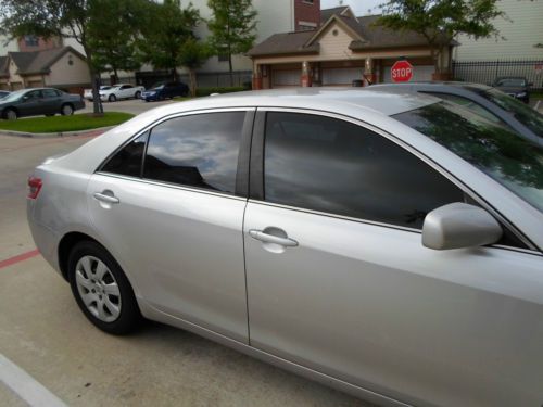 2010 toyota camry le sedan 4-door 2.5l