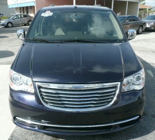 2011 Chrysler Town and Country Limited Stow and Go 1 Owner Clean Car Fax, US $25,000.00, image 7
