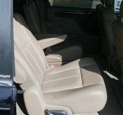 2011 Chrysler Town and Country Limited Stow and Go 1 Owner Clean Car Fax, US $25,000.00, image 16