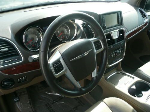 2011 Chrysler Town and Country Limited Stow and Go 1 Owner Clean Car Fax, US $25,000.00, image 20