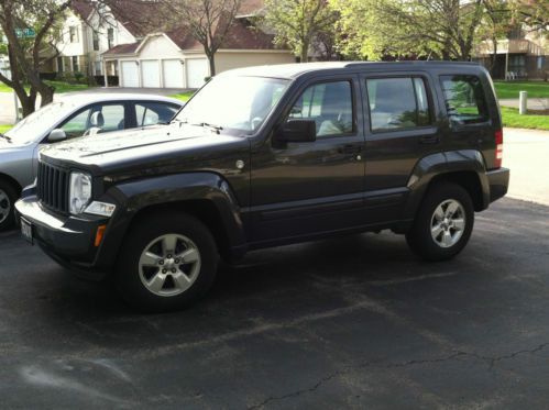 2011 jeep liberty north edition sport utility 4-door 3.7l