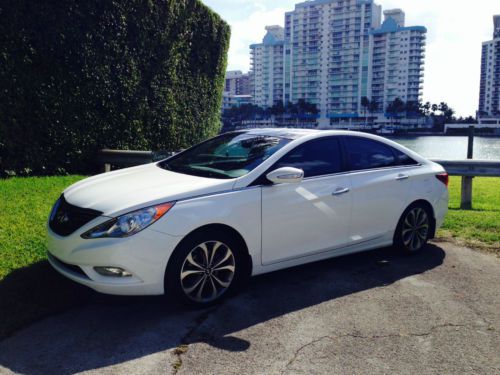 2013 hyundai sonata  2.0 limited turbo low miles/ no reserve!!!