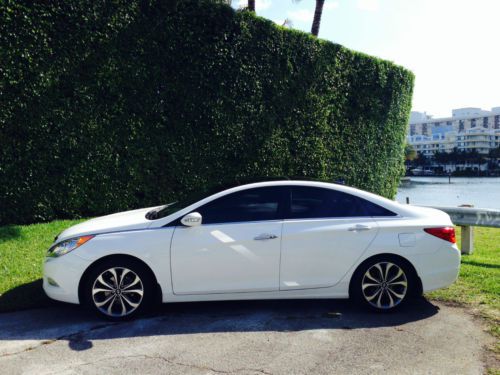 2013 HYUNDAI SONATA  2.0 LIMITED TURBO LOW MILES/ NO RESERVE!!!, image 4