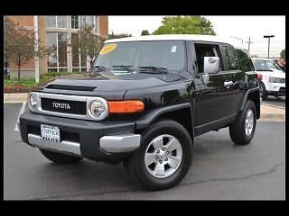 One owner carfax certified 2007 fj cruiser 4wd well maintained great condition