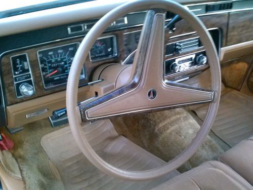 1979 Pontiac Bonneville Brougham Coupe 2-Door 4.9L, image 13