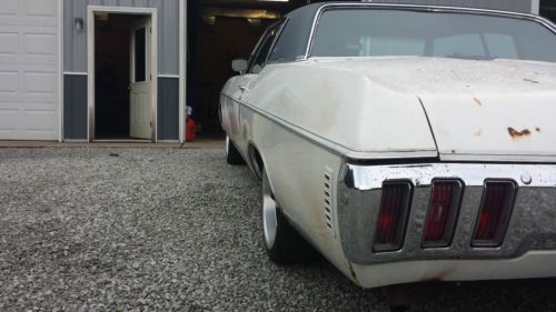 1970 Chevrolet Caprice Base Hardtop 2-Door 5.7L, image 4