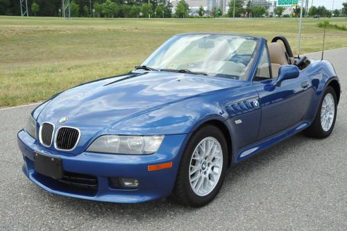 2000 bmw z3 / 2.8l / 5 speed / power heated seats / new tires / gorgeous car