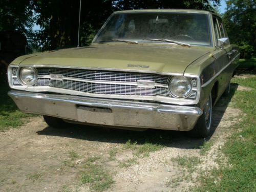 1969 dodge dart custom sedan 4-door 4.5l