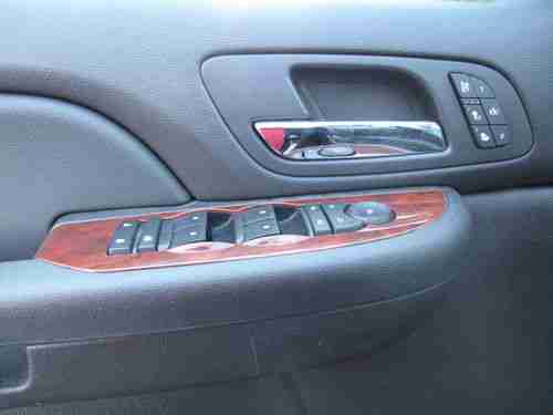2009 Chevrolet Suburban 1500 LTZ Sport Utility 4-Door 5.3L, US $24,000.00, image 13