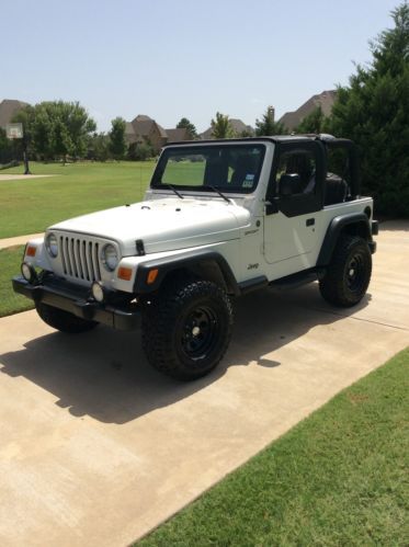 2004 jeep wrangler x sport utility 2-door 4.0l