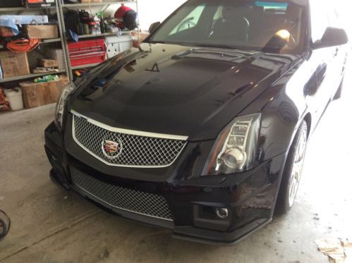 2011 cadillac cts v sedan 4-door 6.2l