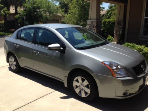 2009 nissan sentra base sedan 4-door 2.0l